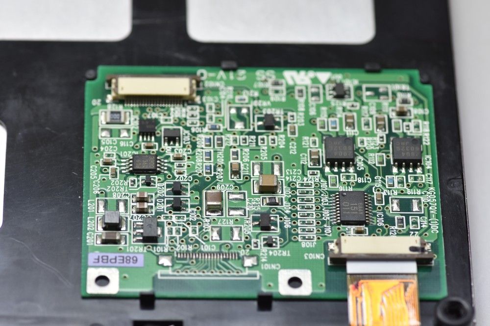 riginal KG057QV1CA-G00 KG057QV1CA-G03 KYOCERA 320*240 LCD Panel 5.7" KG057QV1CA-G00