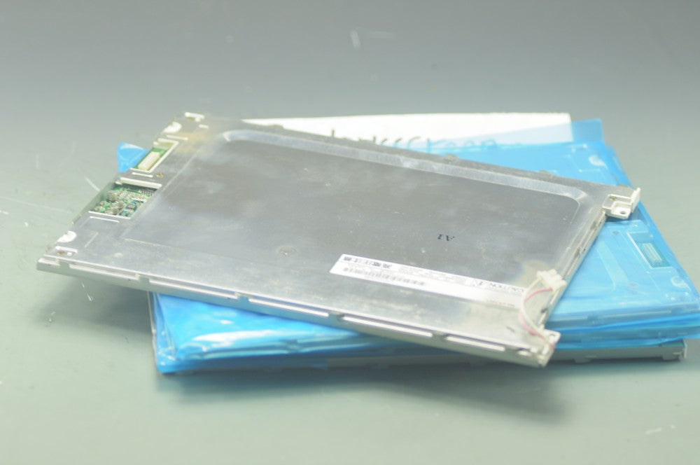 Original LM10V335 SHAPP Screen 10.4" 640×480 LM10V335 Display