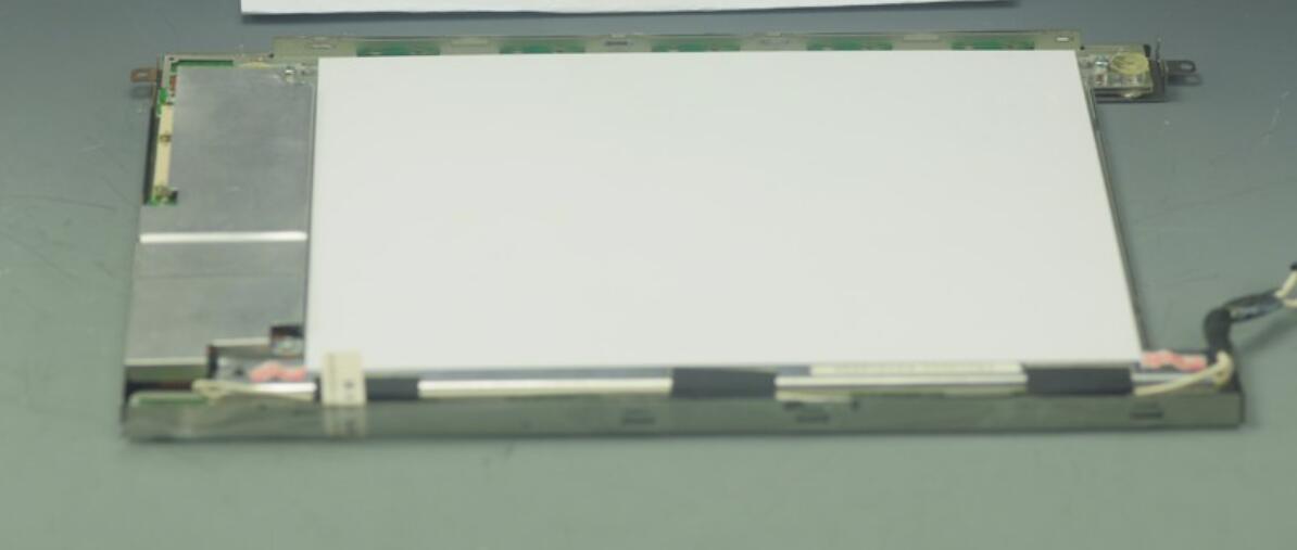 LTM09C016K TOSHIBA 640*480 10.4" LCD Panel Display LTM09C016K LCD Screen Display