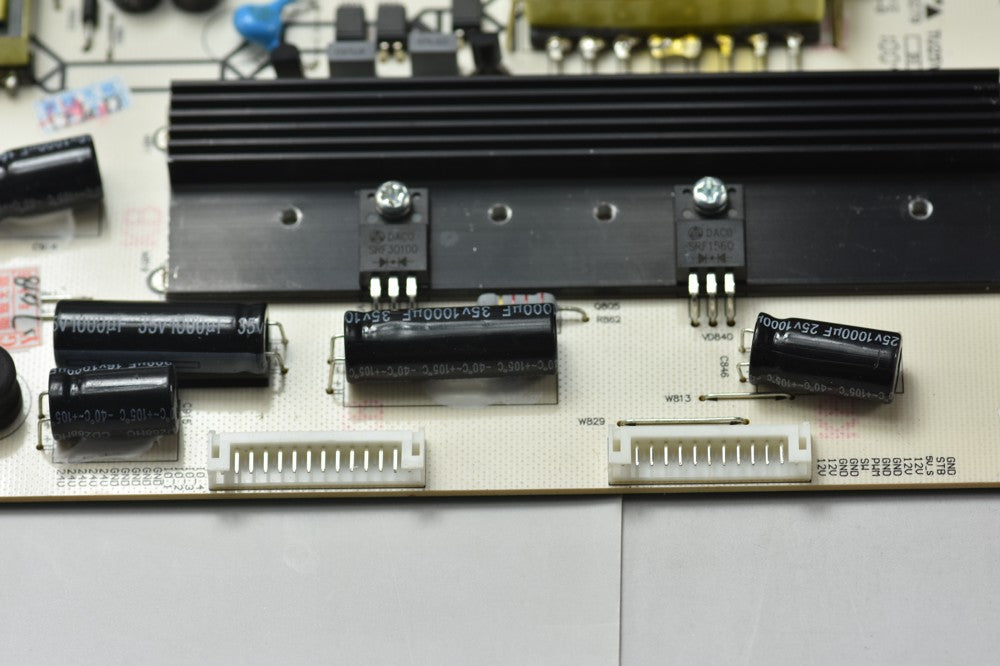 Original RSAG7.820.2106/ROH Hisense HLP3240WA Power Board